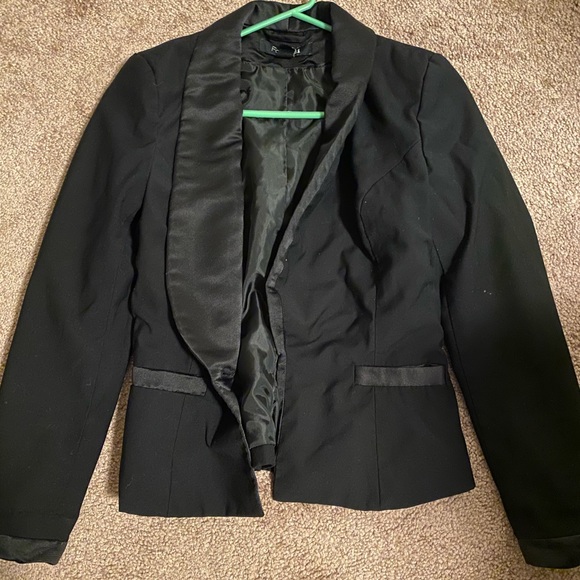 Forever 21 coat - Picture 13 of 15